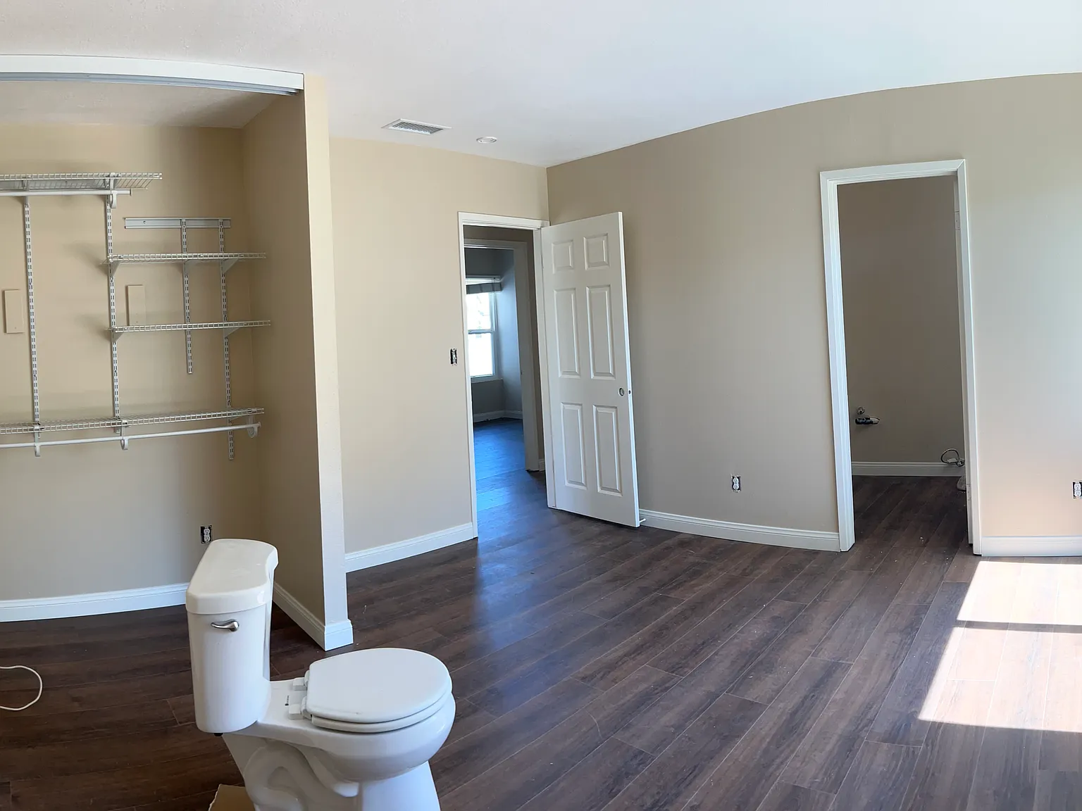 2 bed, 160 sqft, $1,500 — Photo 2