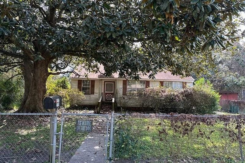 1st image of 2117 21st Ave
