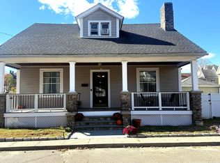 16 Holbrook Court, Ansonia, CT 06401