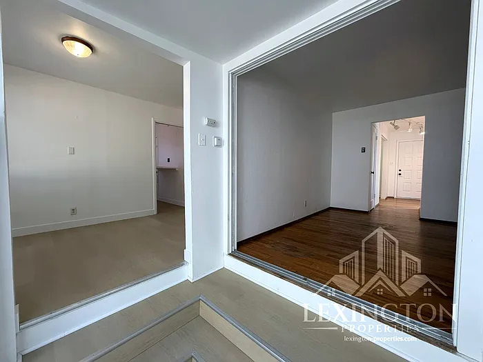 3561 David Way — Photo 17