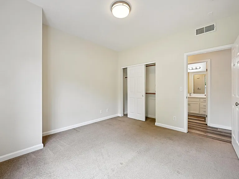 Marketplace Apartments — Photo 11