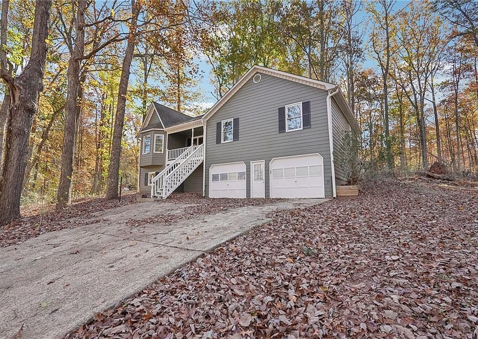1st image of 821 White Stag Ln