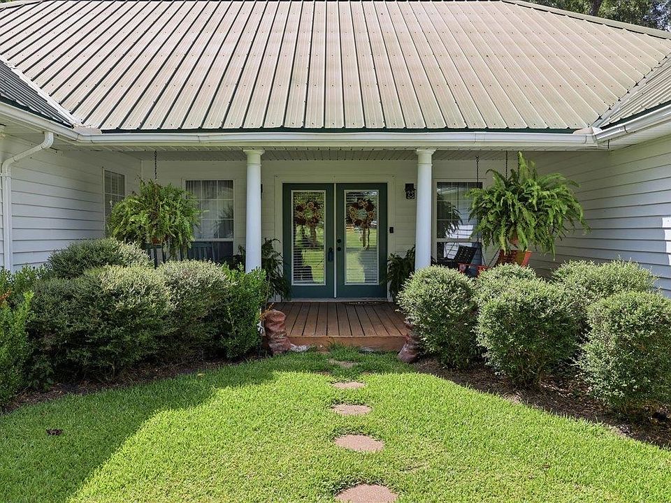 1st image of 5230 Saxon Cir