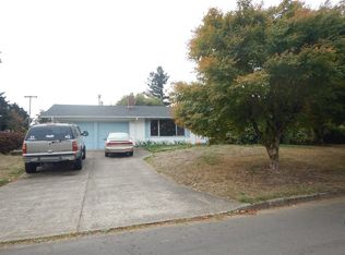 1697 Lawnridge Ave, Springfield, OR 97477