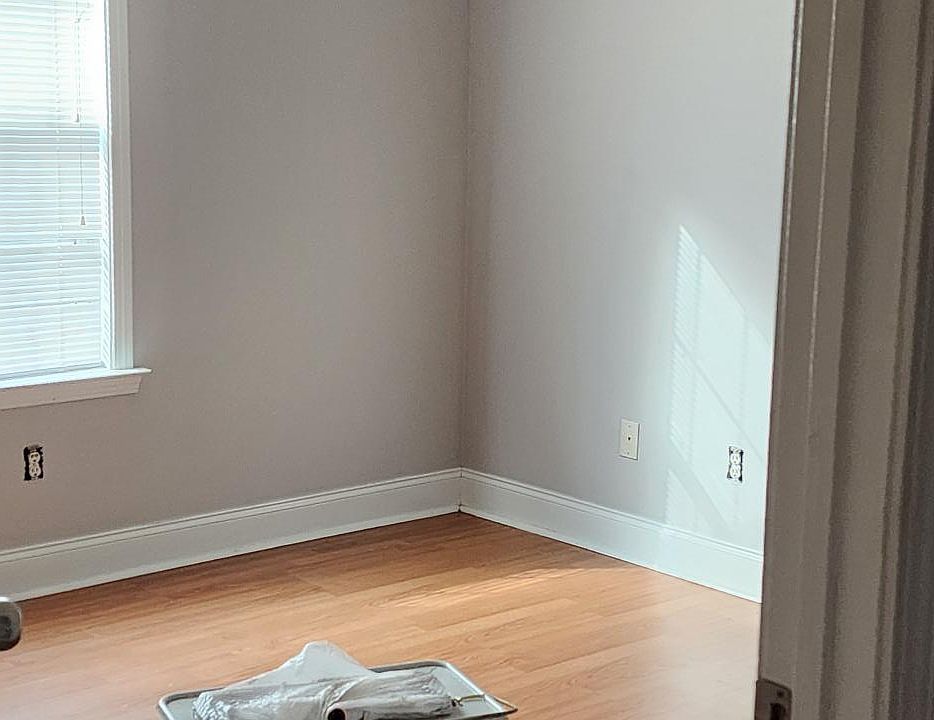 2nd image of 162 Emerald Blvd