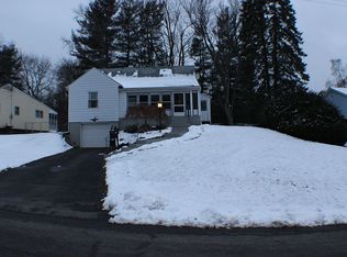 1 Youngs Pl, Latham, NY 12110