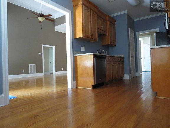 4th image of 408 Rose Creek Ln
