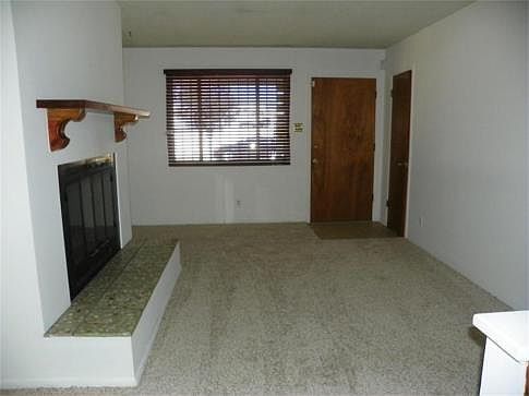 3rd image of 11408 Angelina Pl NE