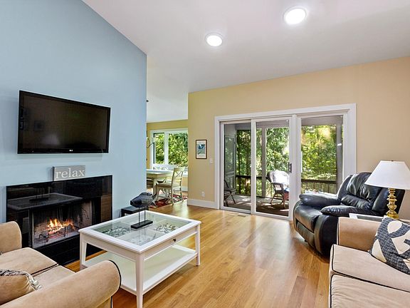5th image of 1501 W Water St Suite 69