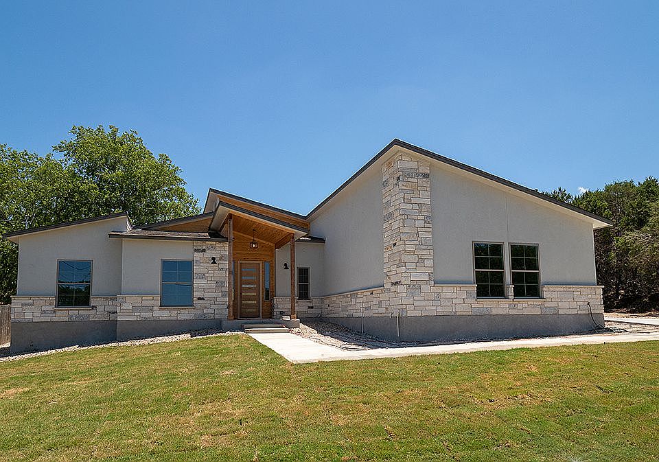 1st image of 4205 Rockwood Dr