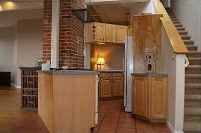4th image of 1140 Columbine St APT 404
