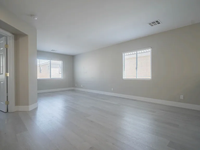 9050 Toast Ave — Photo 11
