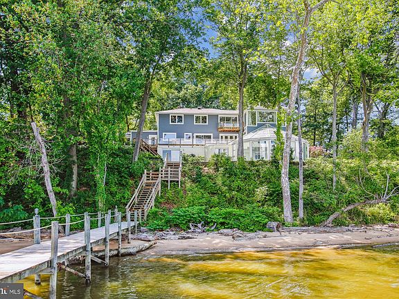 4th image of 11801 River Dr