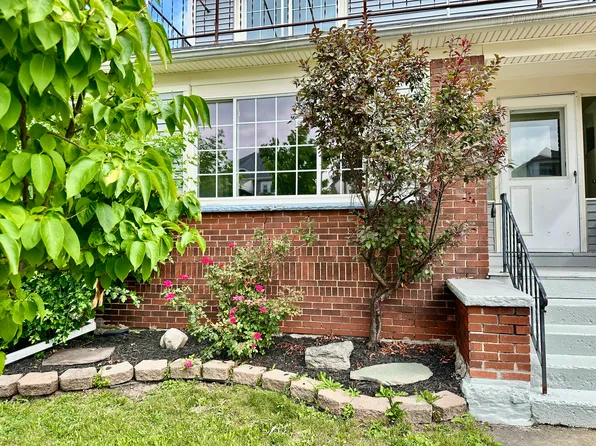 292 Hartwell Rd Floor 2, Buffalo, NY 14216