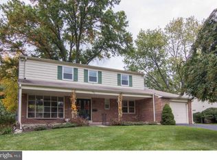 826 Timber Ln, Dresher, PA 19025