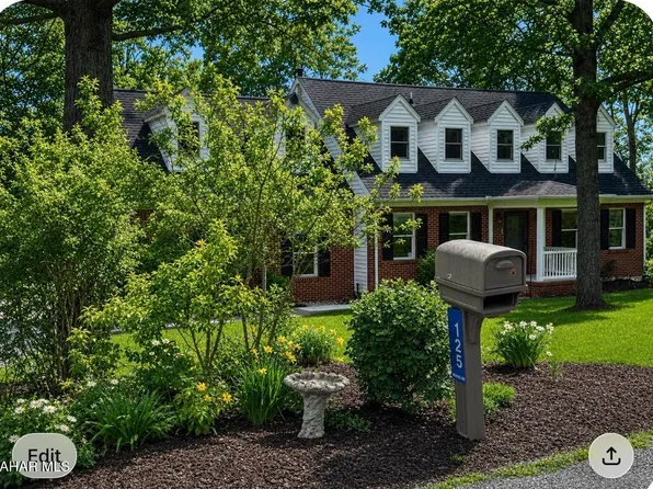 125 Lemic Dr, New Paris, PA 15554