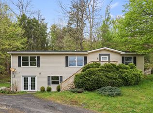 16 Spruce St, Great Barrington, MA 01230
