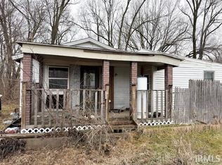 26103 1/2 Rogers Rd, Elkhart, IN 46514