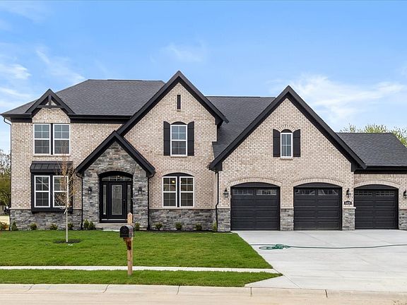 2nd image of 8428 Shallow Creek Ct