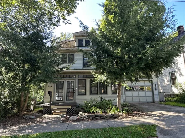 994 Catherine St, Meadville, PA 16335