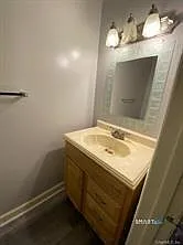 3 Amato Dr #H — Photo 9
