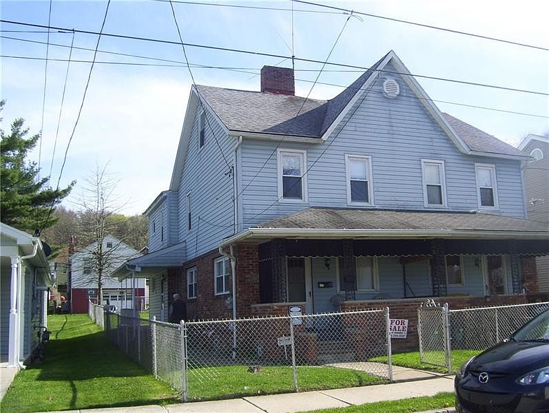 1st image of 642 S 6th St