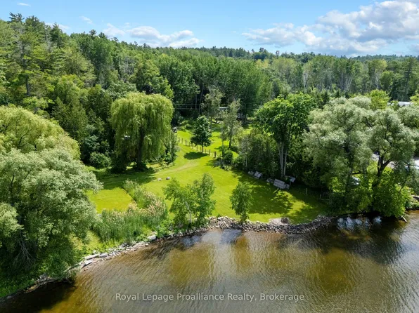5248 King Rd #325, Tweed, ON K0K 3J0