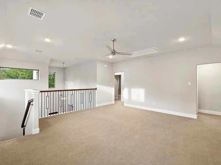 13313 Rembrandt Dr — Photo 23