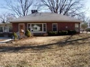 50 Pine Trl, Fairview Heights, IL 62208