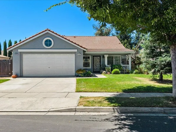 5407 Prospectors Pkwy, Riverbank, CA 95367