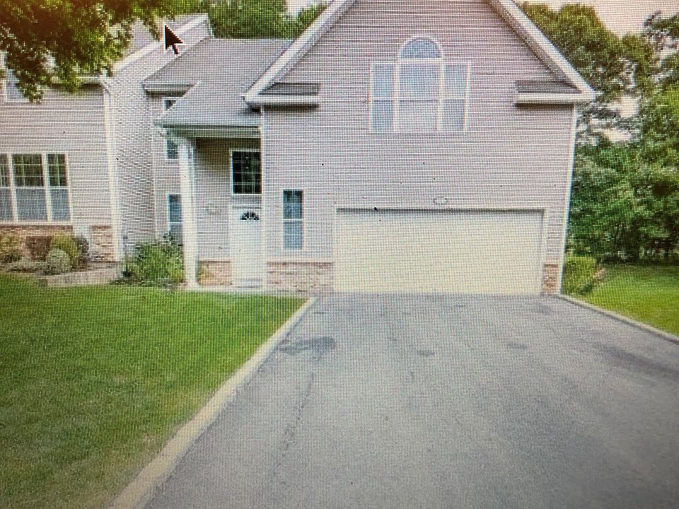 1st image of 1 Arielle Ct