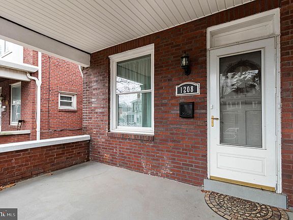 3rd image of 1208 N 16th St