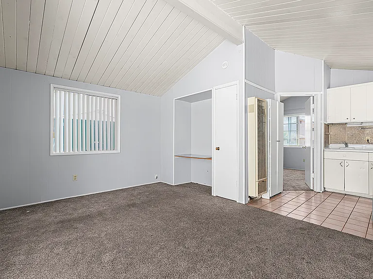 5618 Riley St — Photo 16