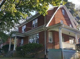 729 Donaghe St, Staunton, VA 24401
