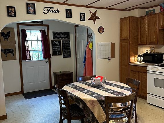 4th image of 138 Gebhardt Road #1-2