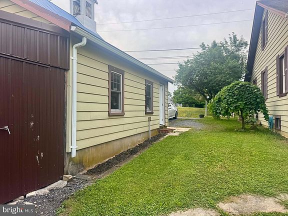 4th image of 5811 Oley Turnpike Rd