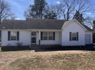 2408 Plymouth Ct, Murfreesboro, TN 37127