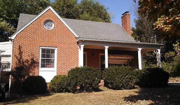 3rd image of 1443 Hillside Ave
