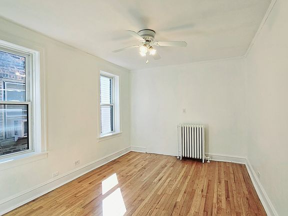 5th image of 12 S Austin Blvd APT 3