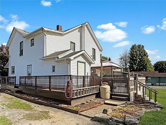 5th image of 3623 E Main St
