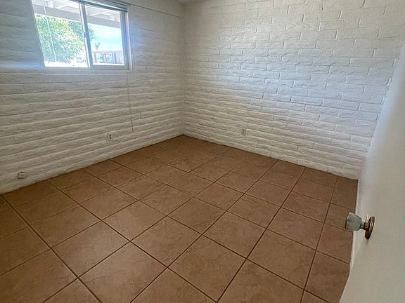 5th image of 4109 E Cooper St APT D