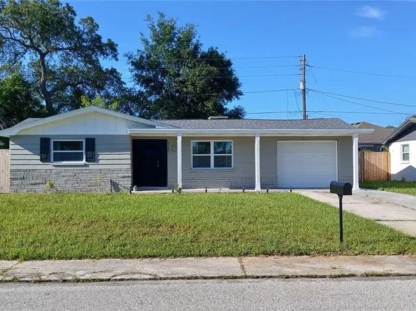 3150 Beacon Square Dr, Holiday, FL 34691