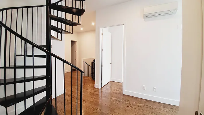 Rented by Corcoran | media 21