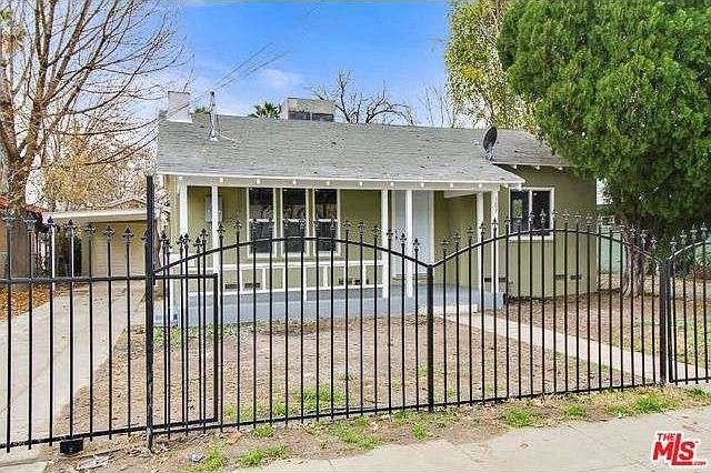 1st image of 163 E Olive St