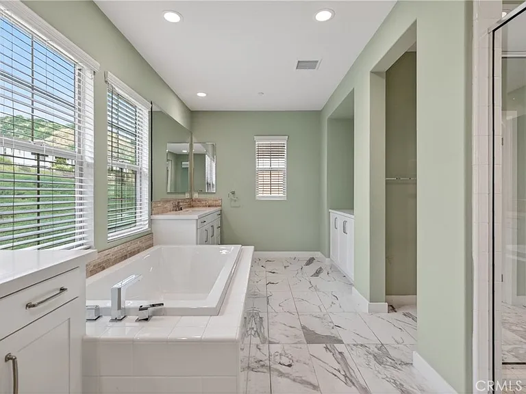 755 E Orange Blossom Way — Photo 58