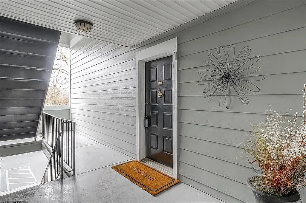 1 bed, 859 sqft, $1,600 — Photo 1