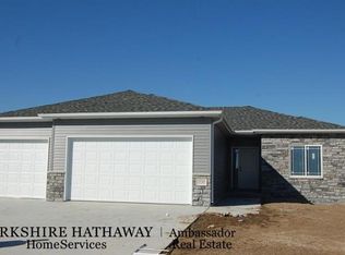 3141 N 91st Ct, Lincoln, NE 68507