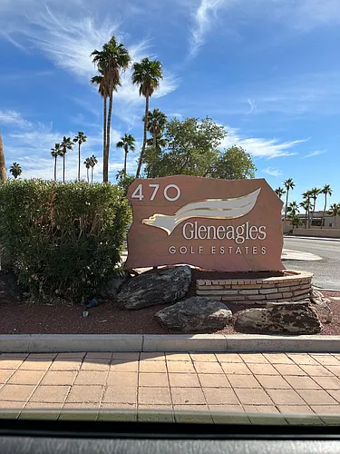 470 Acoma Blvd S Photo 1