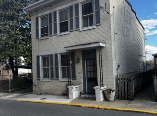 121 N Spring St, Martinsburg, WV 25401