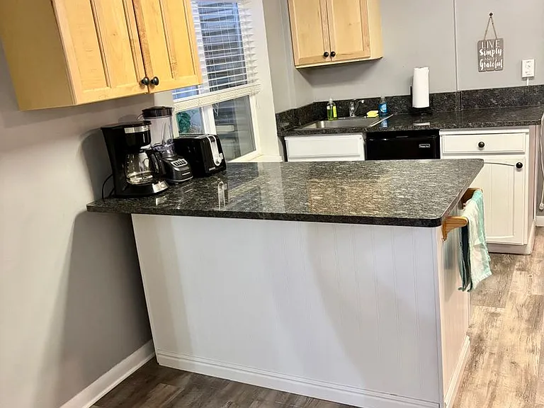 1802 W 700 S — Photo 35